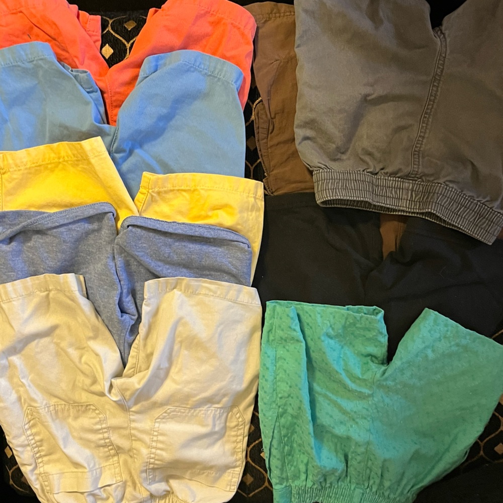 Boys shorts size 4T